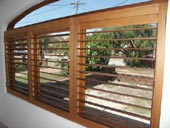 Timber plantation shutters